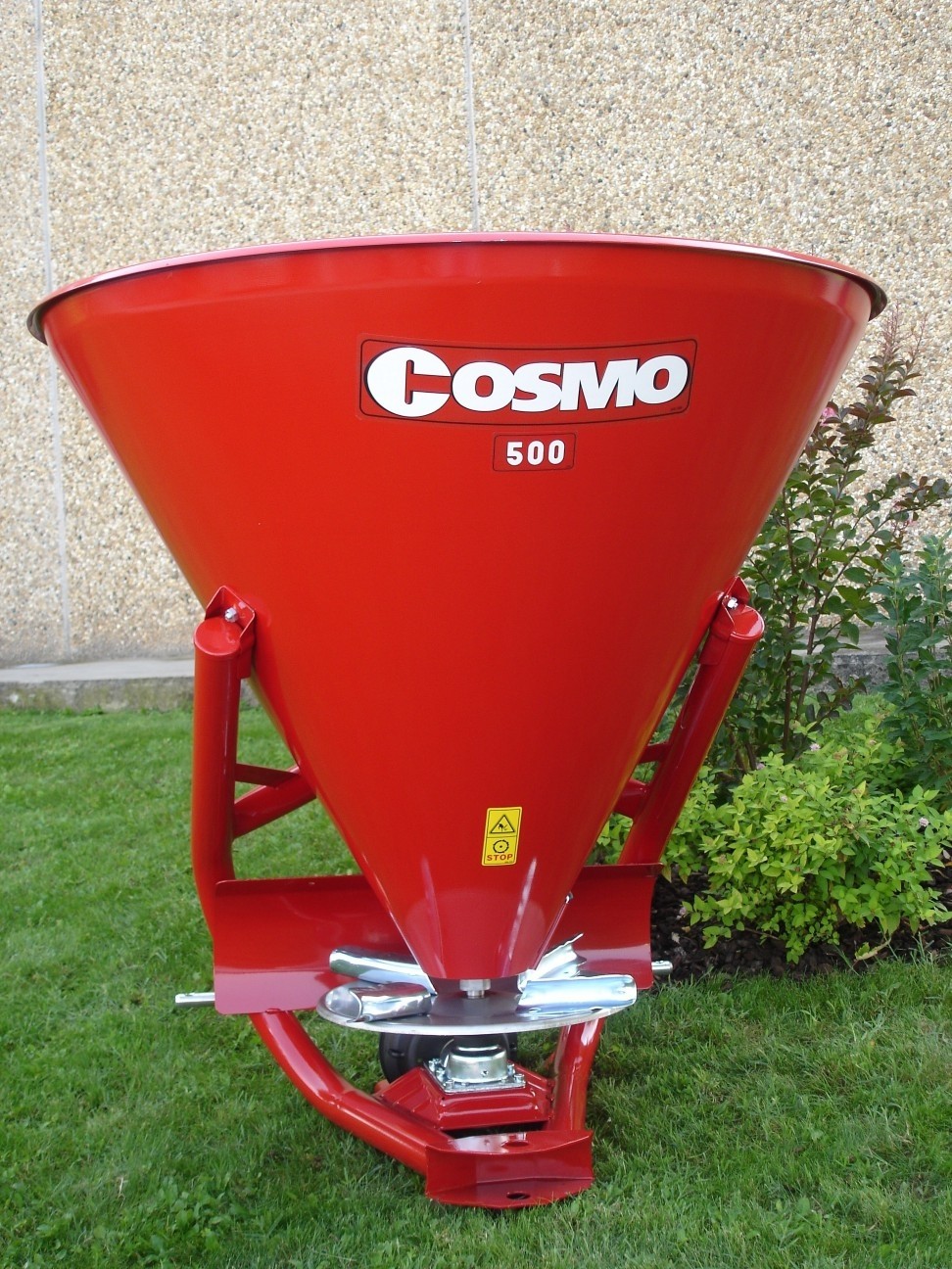 3 Point Hitch Fertilizer Spreader for Tractors by Cosmo 16 Cubic Feet