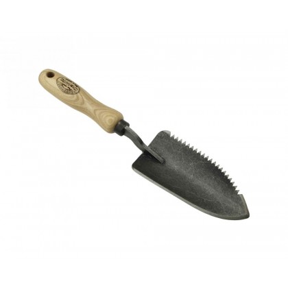 Serrated Trowel Welldone Ash Handle 140mm